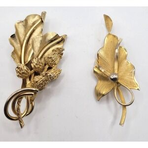 Vintage Gold Tone Brooch Lot Floral & Leaf Berry Design Elegant Textured Metal
